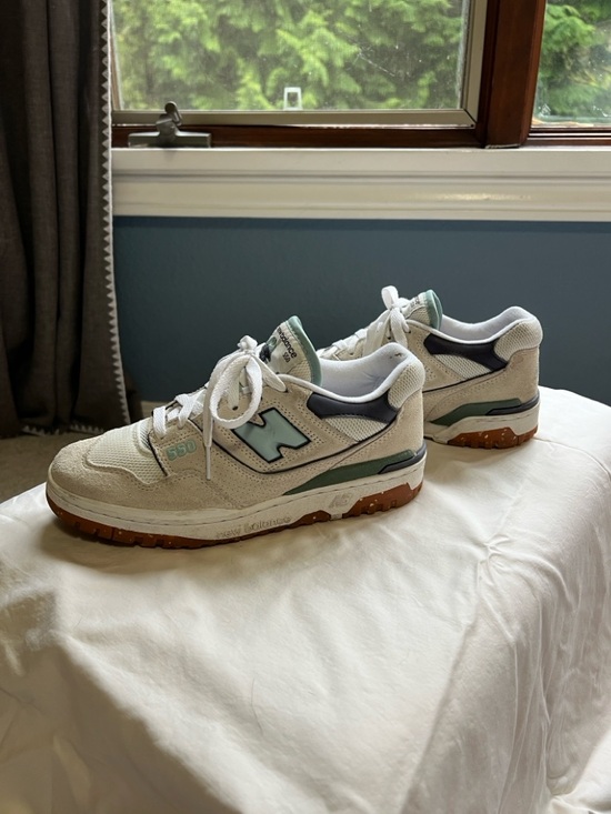 New Balance Shoes - New Balance 550 Sneaker Cream with Teal accents